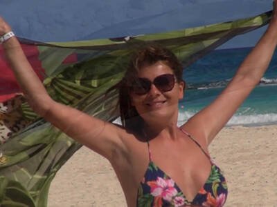 Sexy Couple dreht ein Sextape im Urlaub